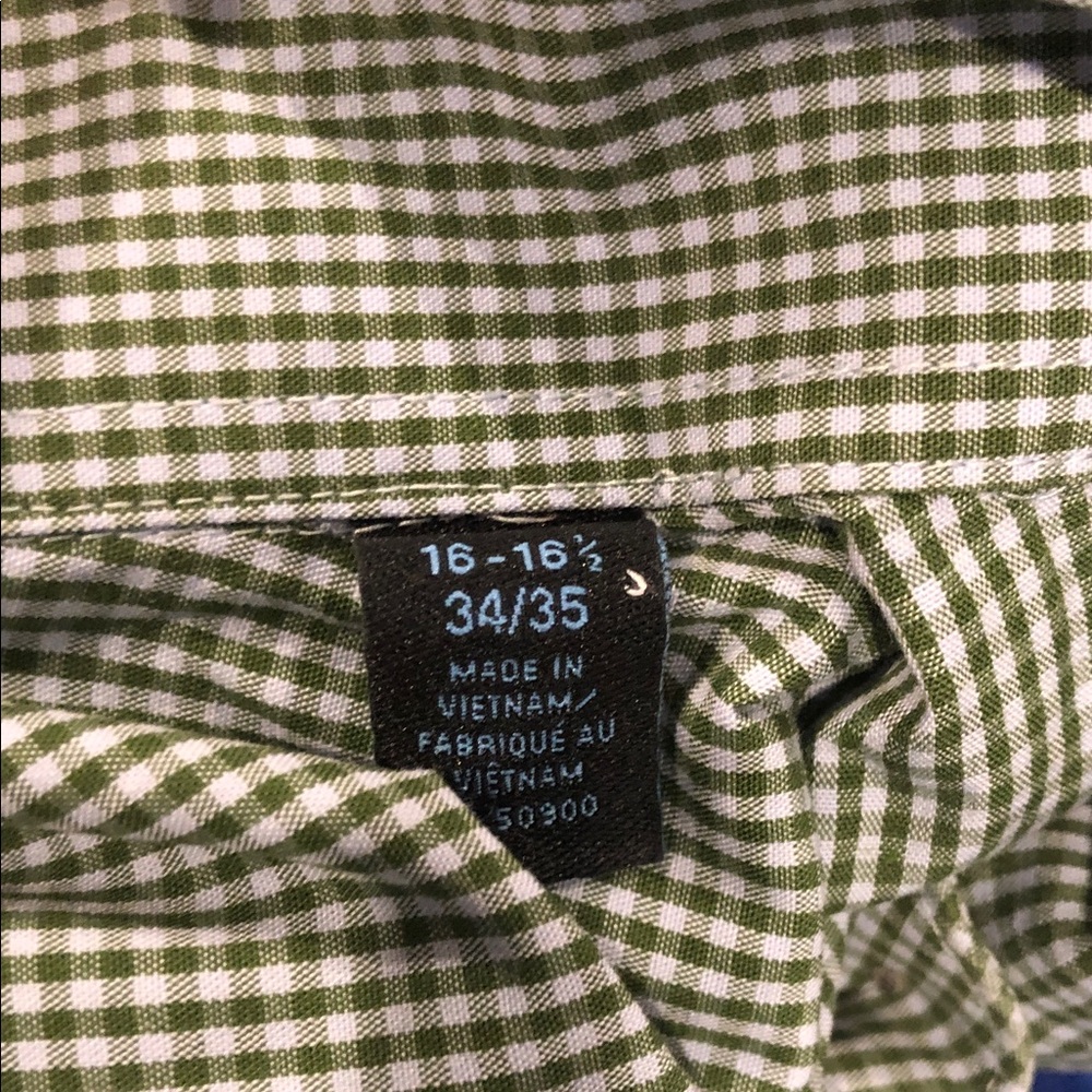 Van Heusen Men's Olive Button Down Shirt - Picture 4 of 4